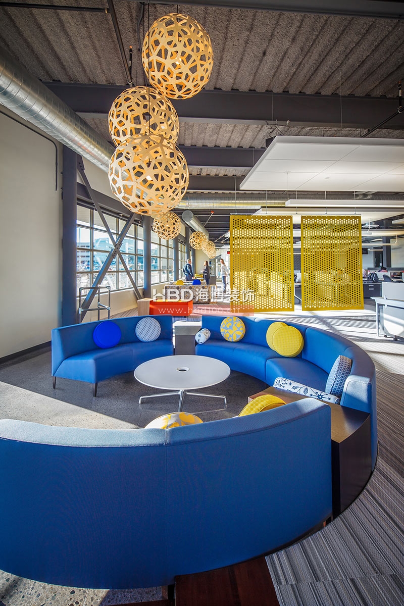 loft風格辦公室裝修,國外風辦公裝修,廣州裝修設計公司,辦公室設計.jpg loft風格辦公室裝修,國外風辦公裝修,廣州裝修設計公司,辦公室設計.jpg