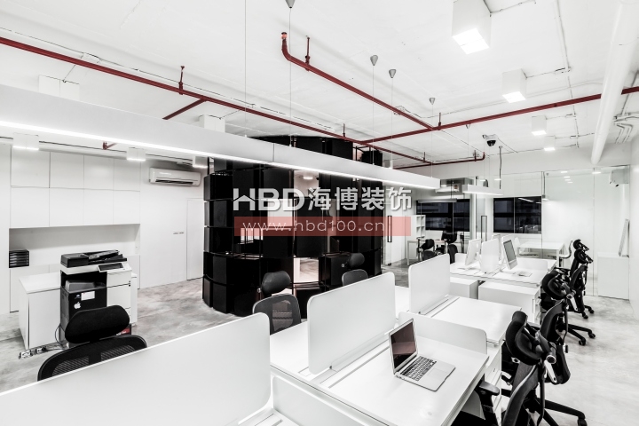 純黑白辦公設計,廣州裝修設計公司,辦公室裝修風格,海博裝飾.jpg 純黑白辦公設計,廣州裝修設計公司,辦公室裝修風格,海博裝飾.jpg