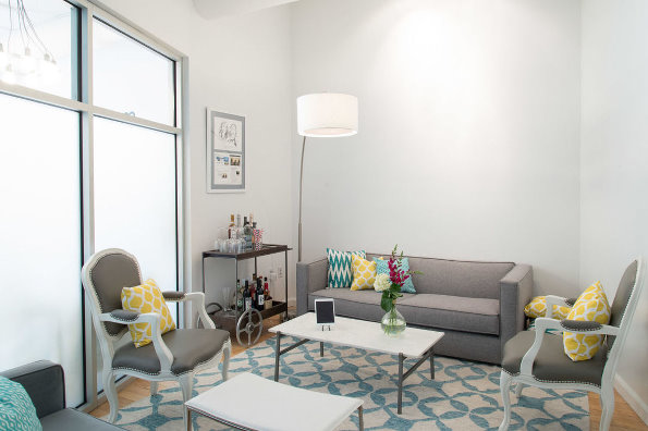 辦公室裝修設(shè)計(jì),色彩空間辦公室設(shè)計(jì),廣州裝飾公司,海博裝飾.jpg 辦公室裝修設(shè)計(jì),色彩空間辦公室設(shè)計(jì),廣州裝飾公司,海博裝飾.jpg