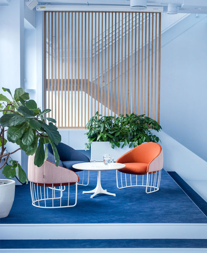 冷藍色調辦公室裝修設計.jpg 冷藍色調辦公室裝修設計.jpg