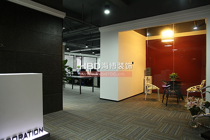 充滿質(zhì)感辦公室裝修設計.jpg 充滿質(zhì)感辦公室裝修設計.jpg