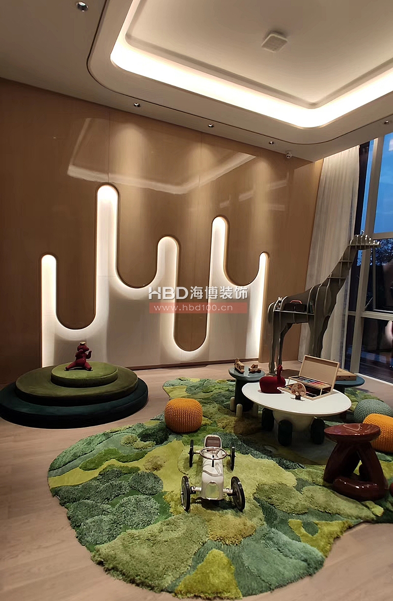 廣州售樓中心裝修設(shè)計(jì).jpg 廣州售樓中心裝修設(shè)計(jì).jpg